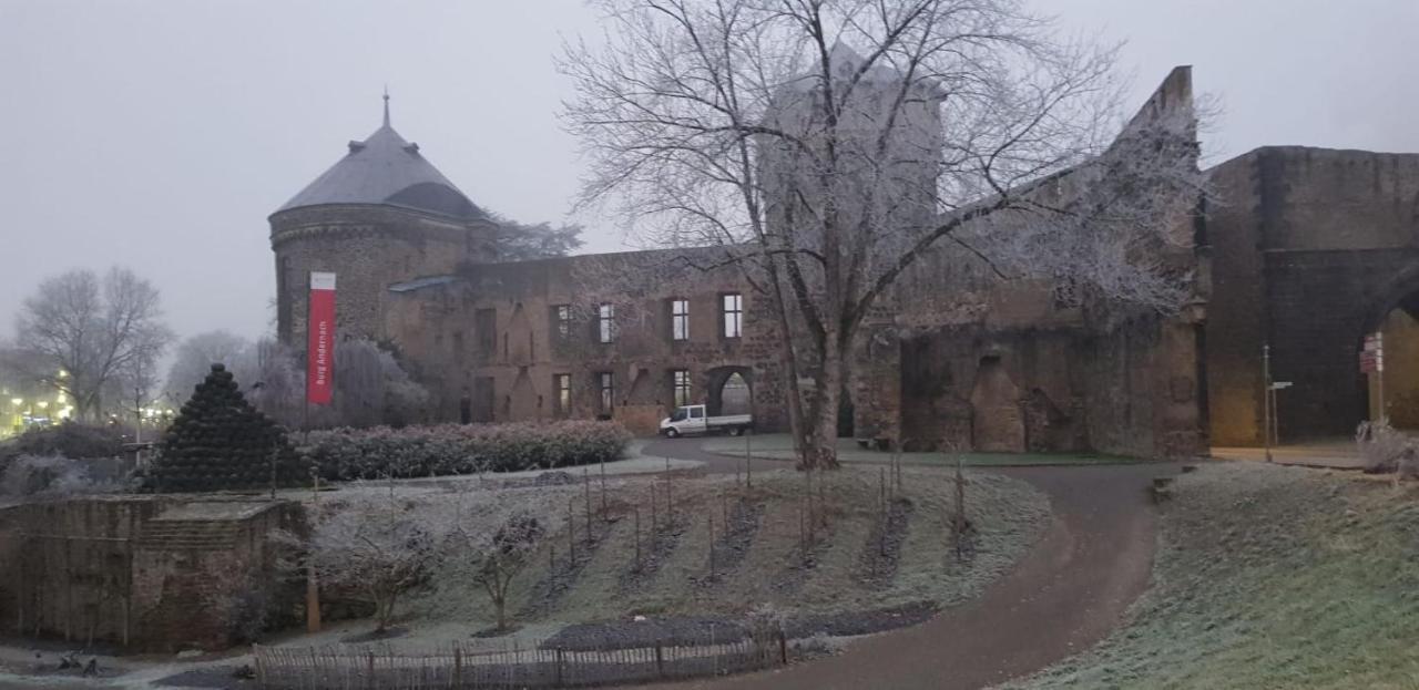 Ferienwohnung Am Geysirzentrum Andernach Exterior photo
